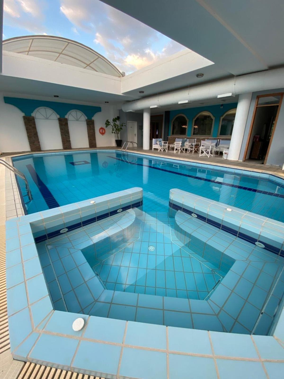 Hotel Kalloni Volos Bagian luar foto