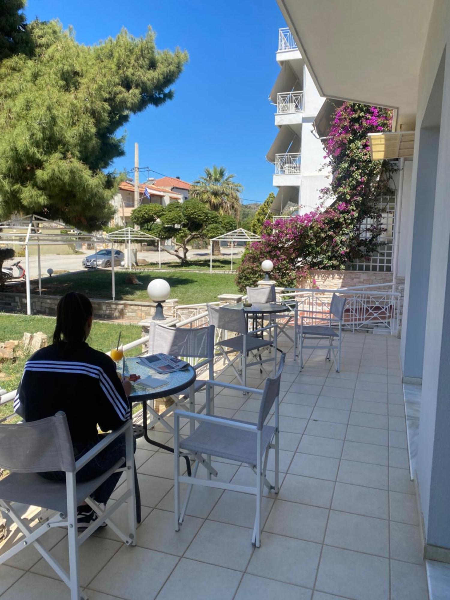 Hotel Kalloni Volos Bagian luar foto