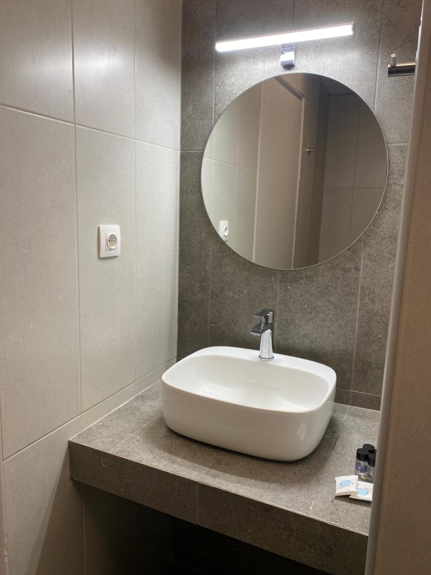 Hotel Kalloni Volos Bagian luar foto
