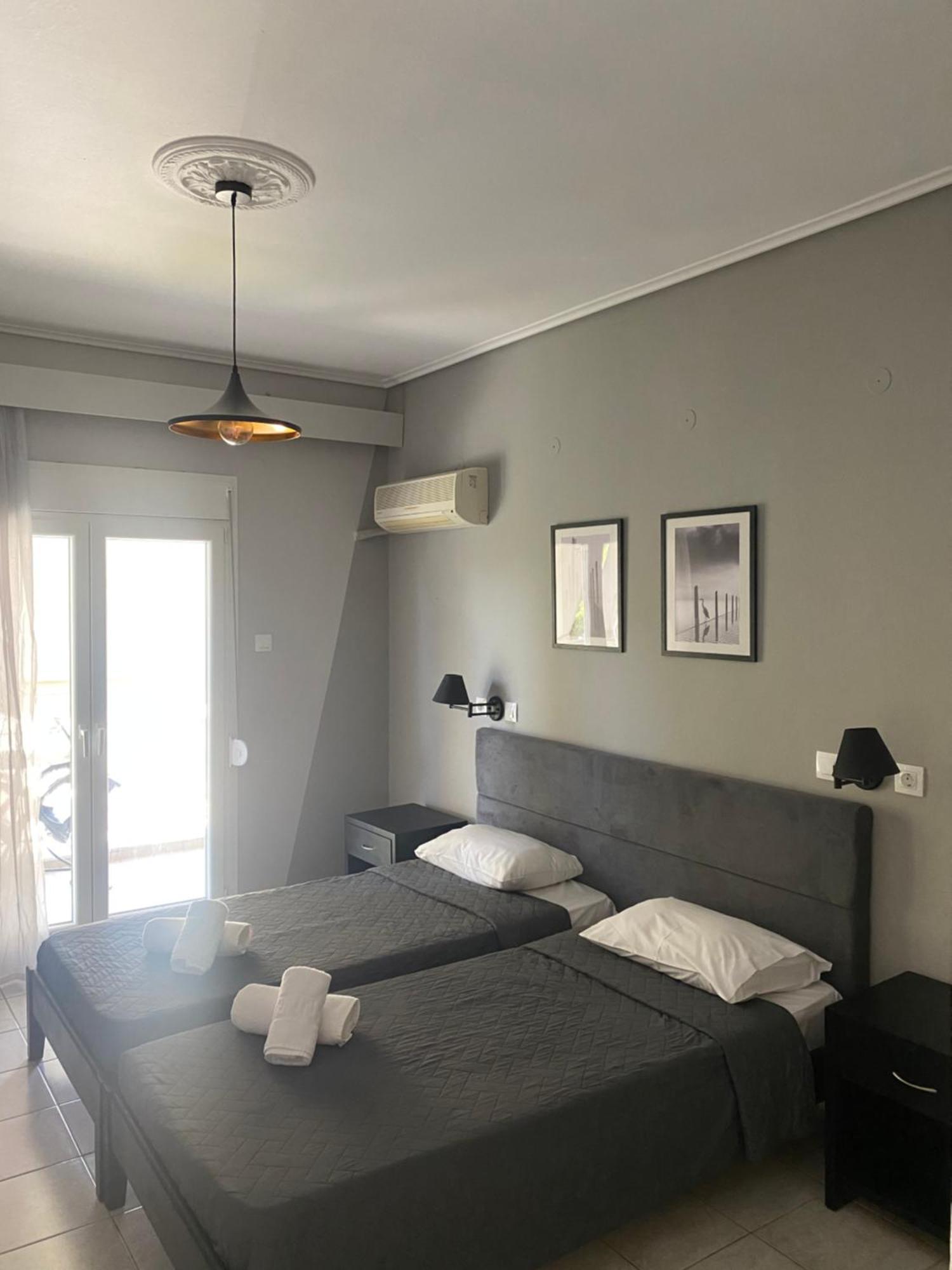 Hotel Kalloni Volos Bagian luar foto