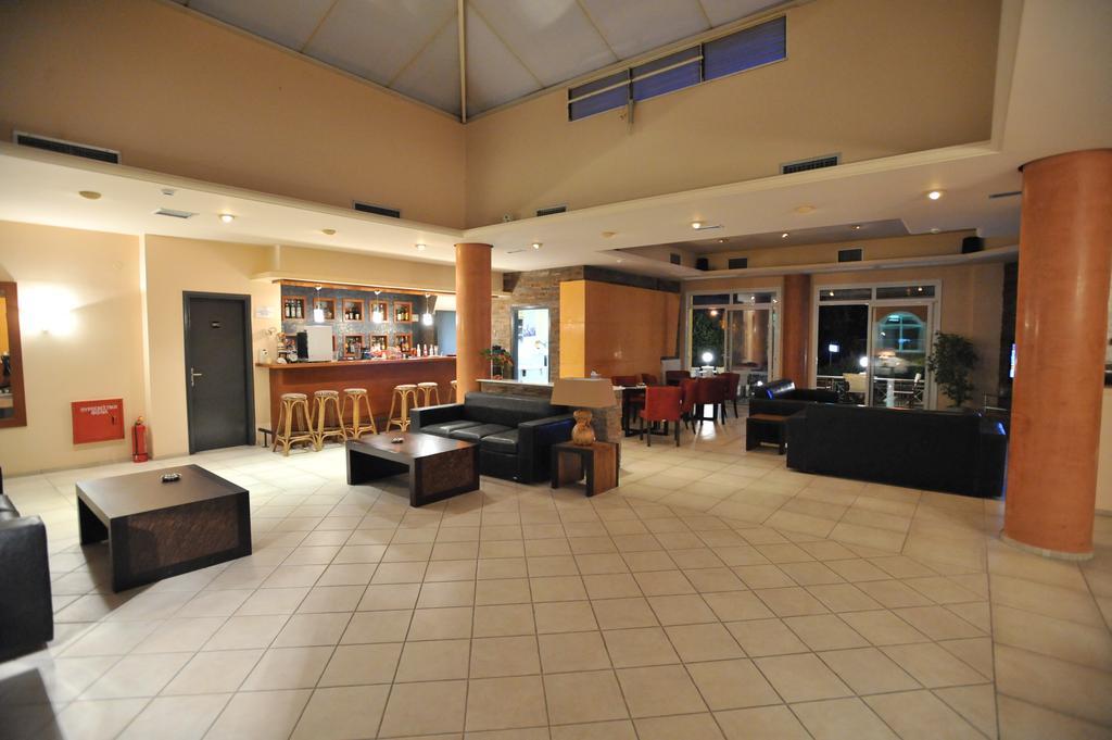Hotel Kalloni Volos Bagian luar foto